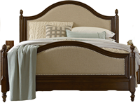 新古典风格有床尾屏的床